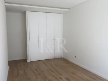 Apartamento T4 para Venda em Almada, Cova da Piedade, Pragal e Cacilhas
