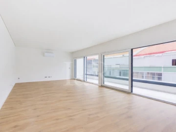 Apartamento T4 para Venda em Almada, Cova da Piedade, Pragal e Cacilhas