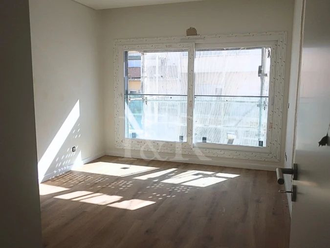 Apartamento T4 para Venda em Almada, Cova da Piedade, Pragal e Cacilhas Foto 10