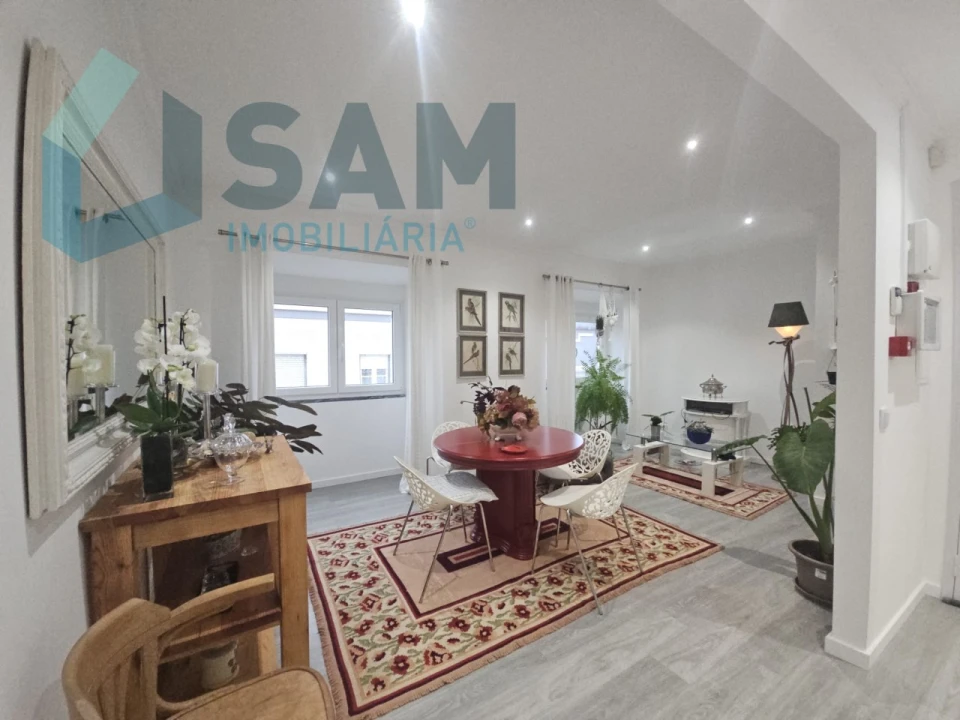 Apartamento T2 para Venda em Lamas e Cercal Foto 1
