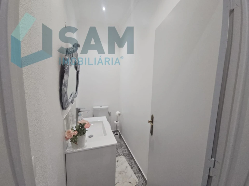 Apartamento T2 para Venda em Lamas e Cercal Foto 16