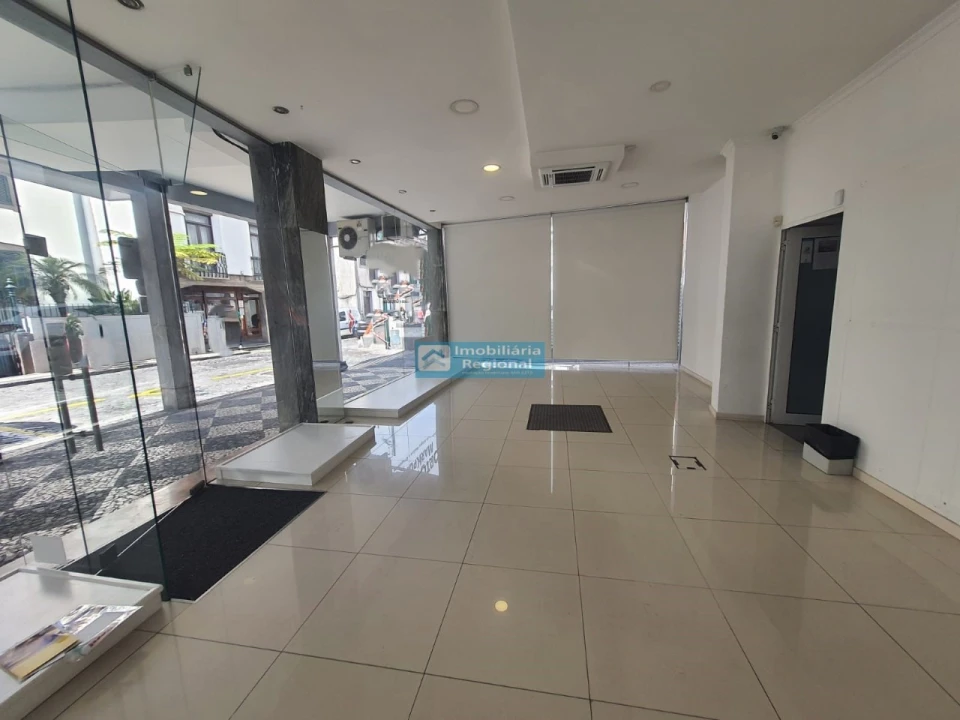 Loja para Venda em Funchal (Se) Foto 2