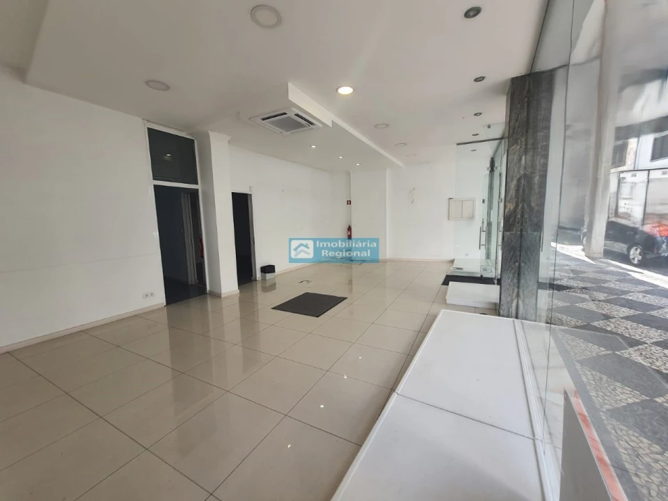 Loja para Venda em Funchal (Se) Foto 7