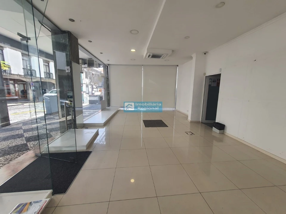 Loja para Venda em Funchal (Se) Foto 14