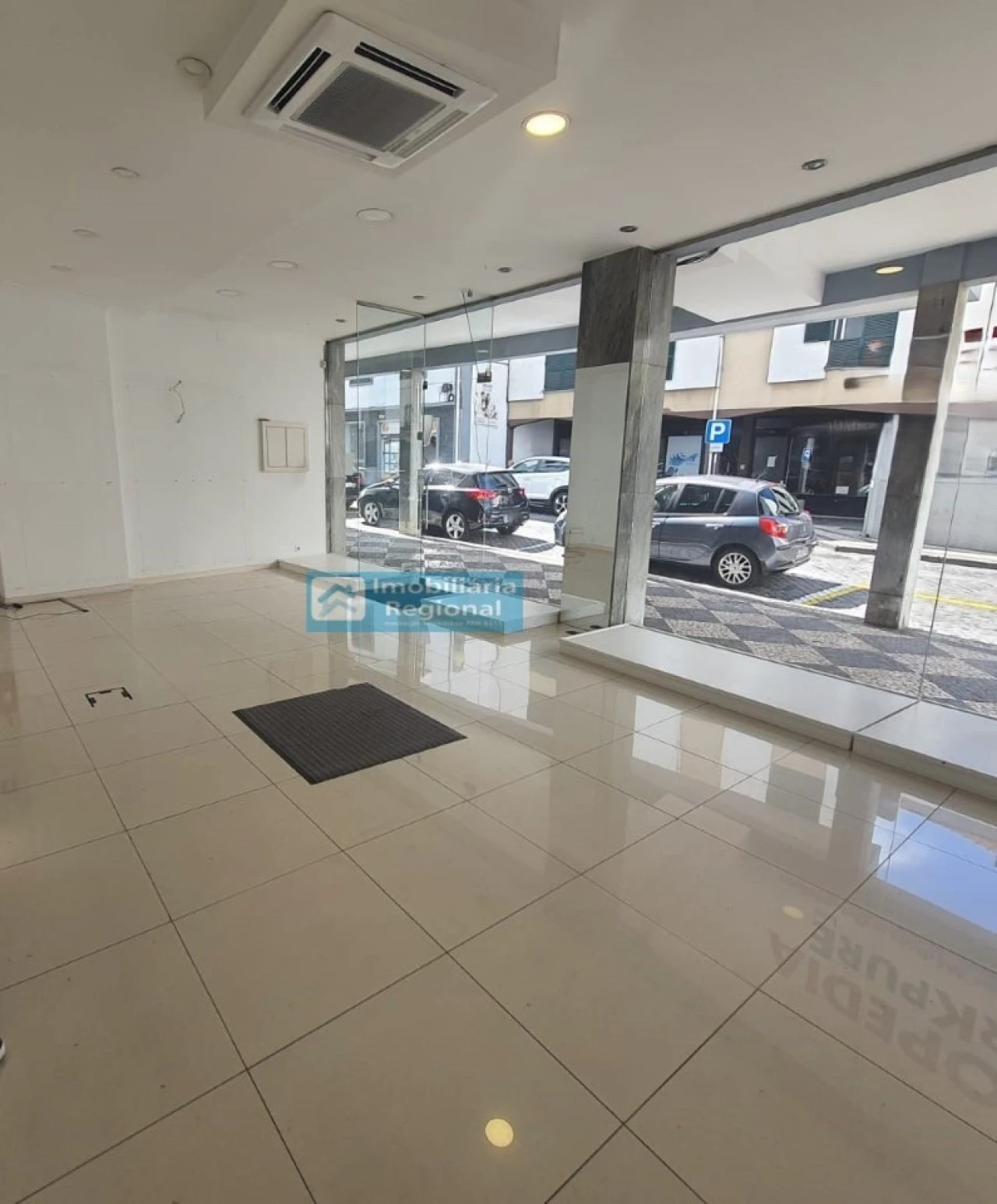 Loja para Venda em Funchal (Se) Foto 17