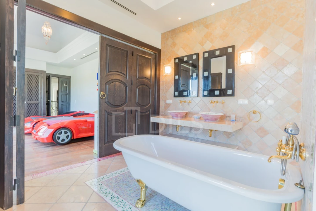 Quinta T6 para Venda em Luz de Tavira e Santo Estêvão Foto 43