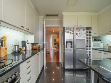 Apartamento T3 para Venda em Aldoar, Foz do Douro e Nevogilde