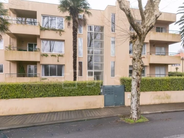 Apartamento T3 para Venda em Aldoar, Foz do Douro e Nevogilde