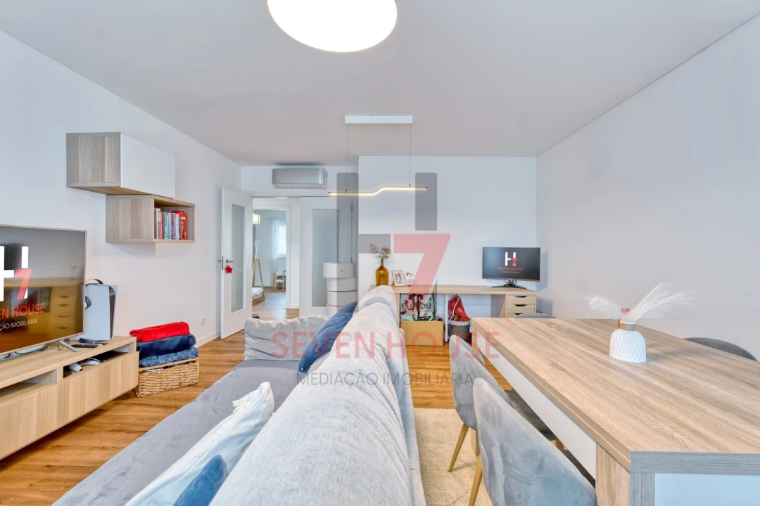 Apartamento T2 para Venda em Camarate, Unhos e Apelação Foto 4