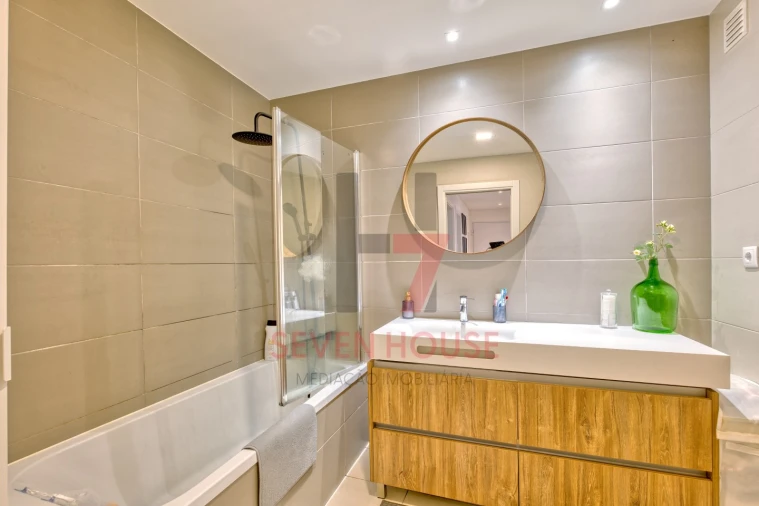 Apartamento T2 para Venda em Camarate, Unhos e Apelação Foto 14