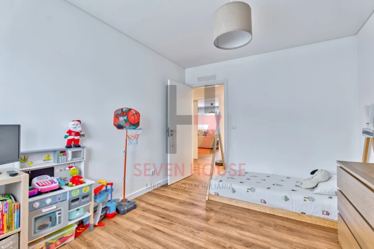 Apartamento T2 para Venda em Camarate, Unhos e Apelação Foto 17