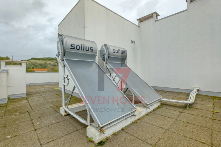 Apartamento T2 para Venda em Camarate, Unhos e Apelação Foto 22