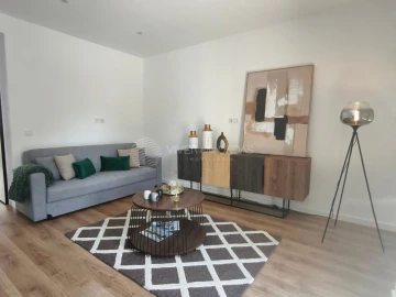 Apartamento T3 para Venda em Benfica