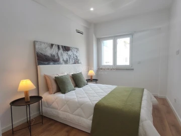 Apartamento T3 para Venda em Benfica