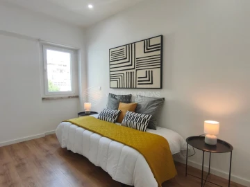Apartamento T3 para Venda em Benfica