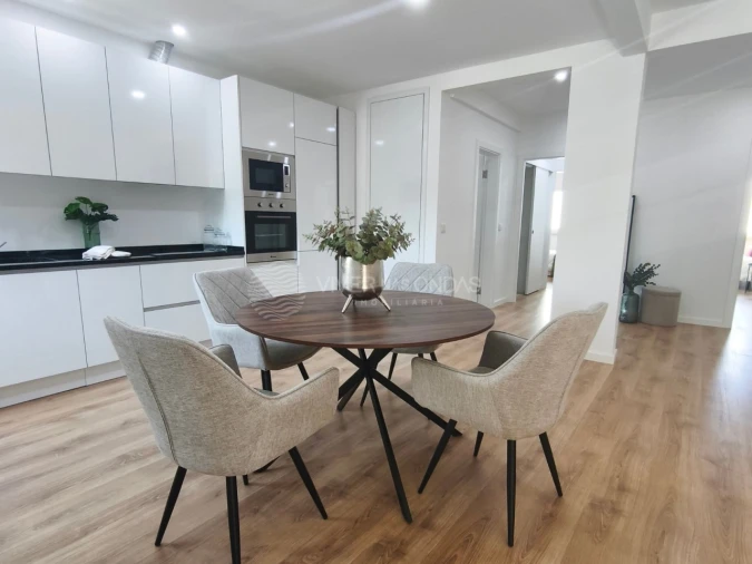 Apartamento T3 para Venda em Benfica Foto 7