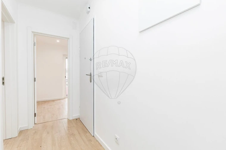 Apartamento T3 para Venda em Encosta do Sol Foto 9