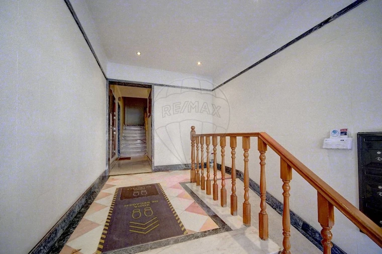 Apartamento T3 para Arrendamento em Venteira Foto 20