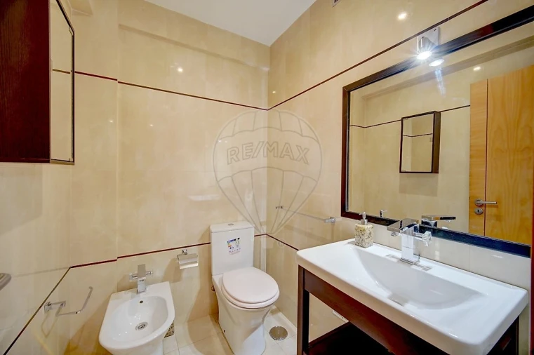 Apartamento T3 para Arrendamento em Venteira Foto 22