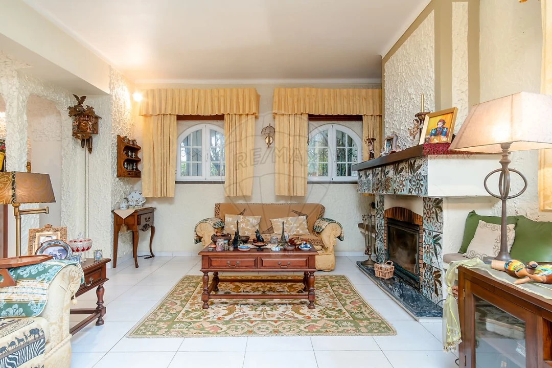 Moradia T4 para Venda em Amora Foto 15