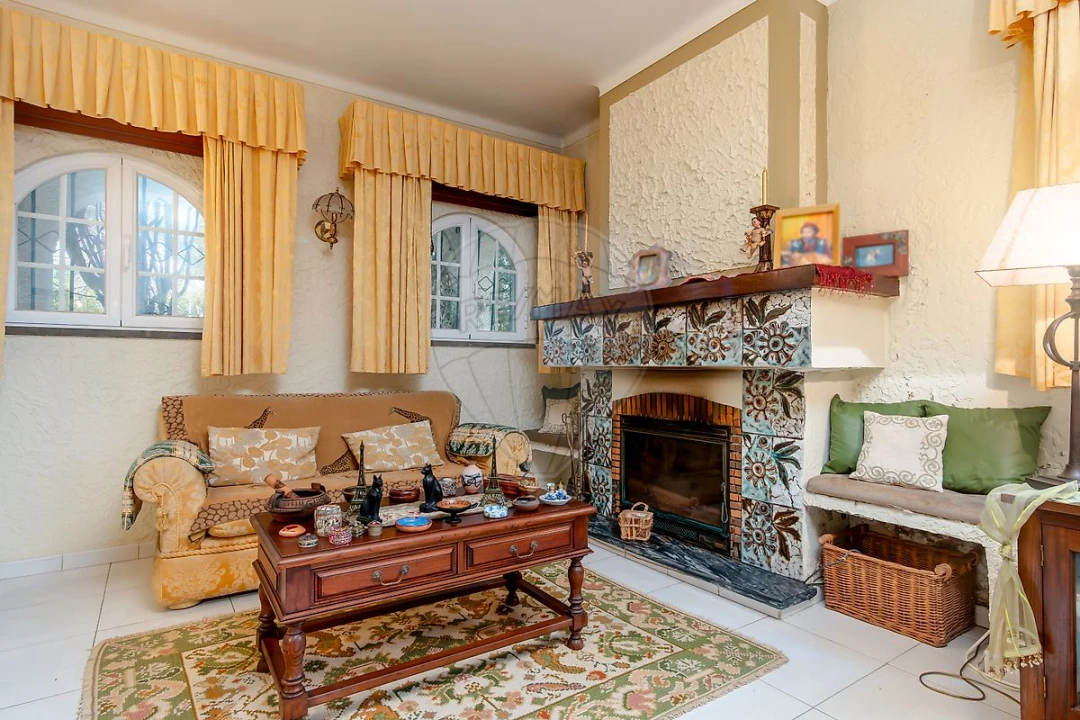 Moradia T4 para Venda em Amora Foto 11