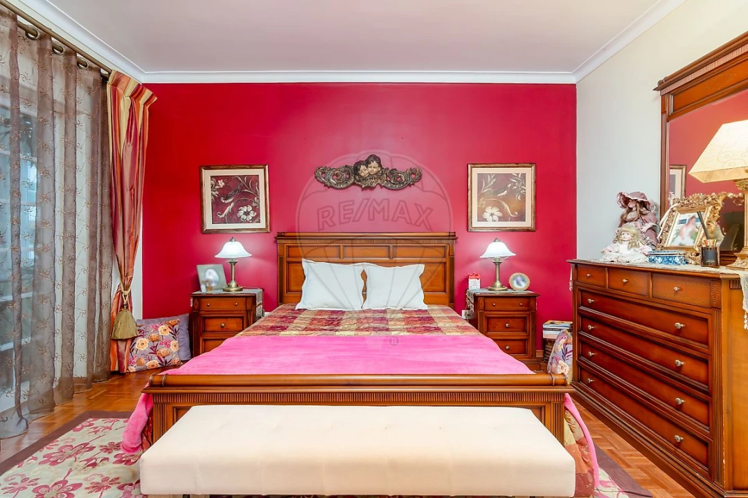 Moradia T4 para Venda em Amora Foto 22