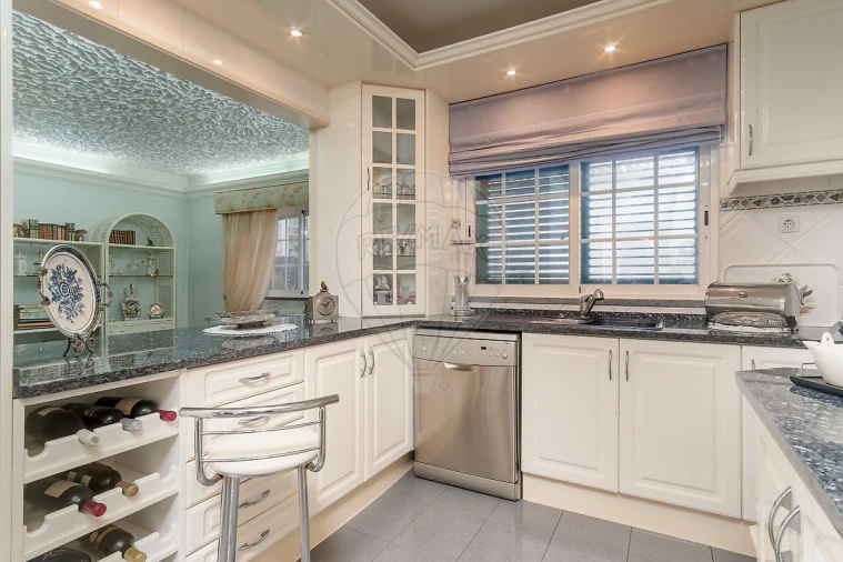 Moradia T4 para Venda em Amora Foto 38