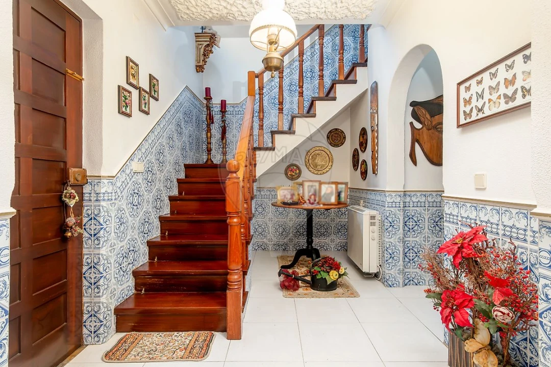 Moradia T4 para Venda em Amora Foto 9