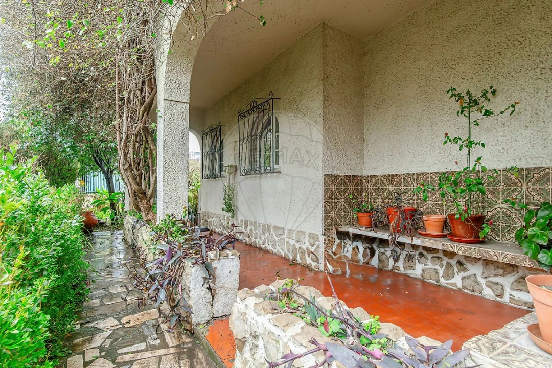 Moradia T4 para Venda em Amora Foto 2