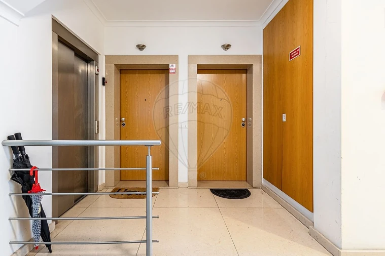 Apartamento T2 para Venda em Cartaxo e Vale da Pinta Foto 4