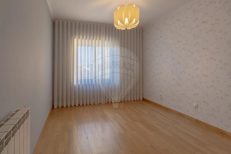 Apartamento T2 para Arrendamento em Mafamude e Vilar do Paraíso Foto 26