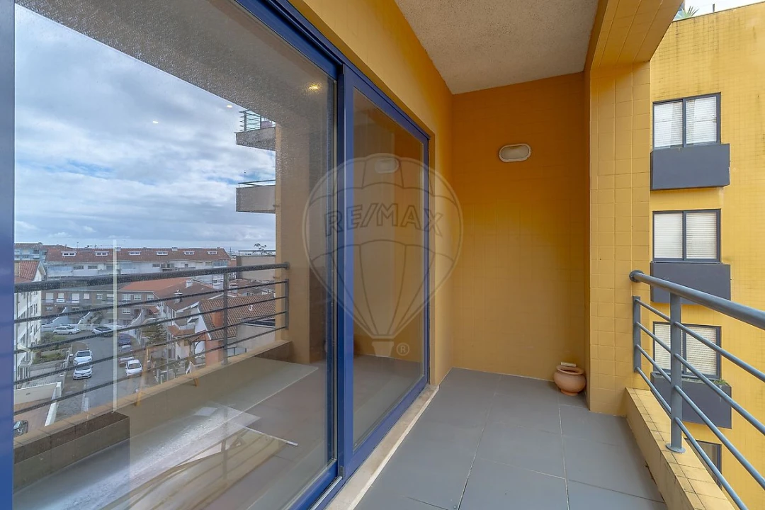 Apartamento T2 para Arrendamento em Mafamude e Vilar do Paraíso Foto 9