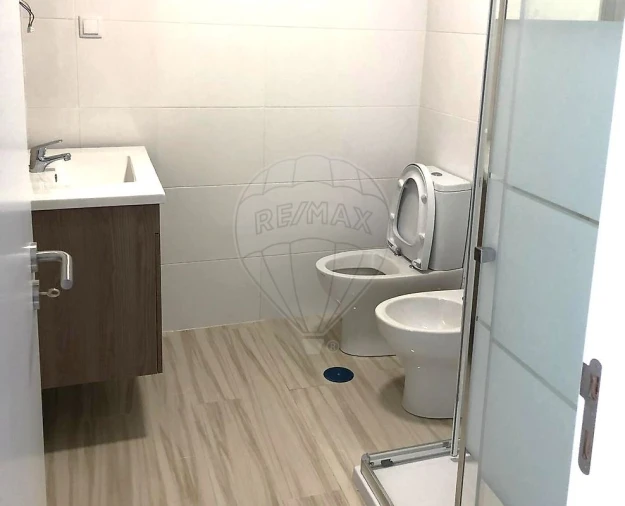 Apartamento T2 para Arrendamento em Barreiro e Lavradio Foto 1