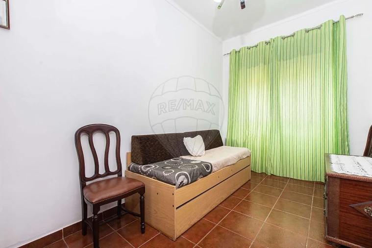 Apartamento T2 para Venda em Vialonga Foto 4