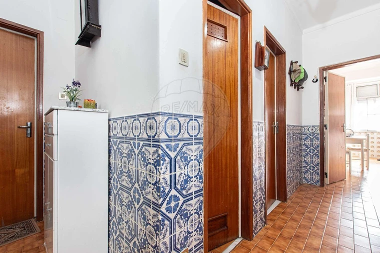 Apartamento T2 para Venda em Vialonga Foto 11