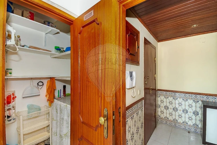 Apartamento T2 para Arrendamento em Póvoa de Santa Iria e Forte da Casa Foto 3