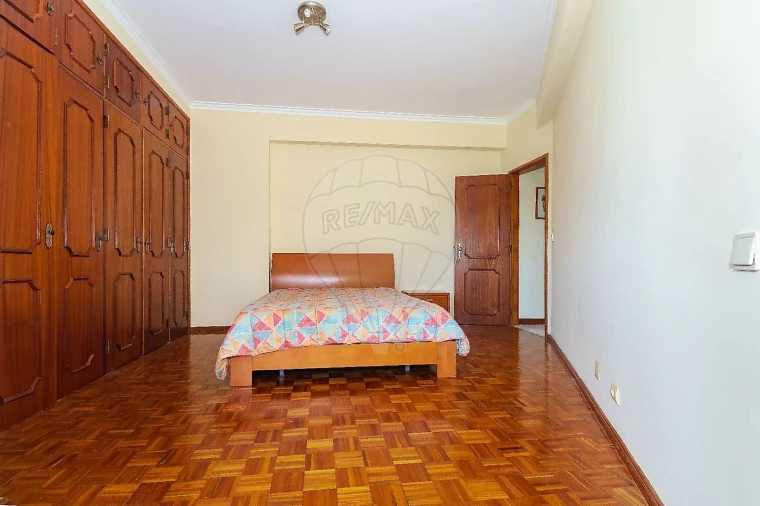 Apartamento T2 para Arrendamento em Póvoa de Santa Iria e Forte da Casa Foto 9