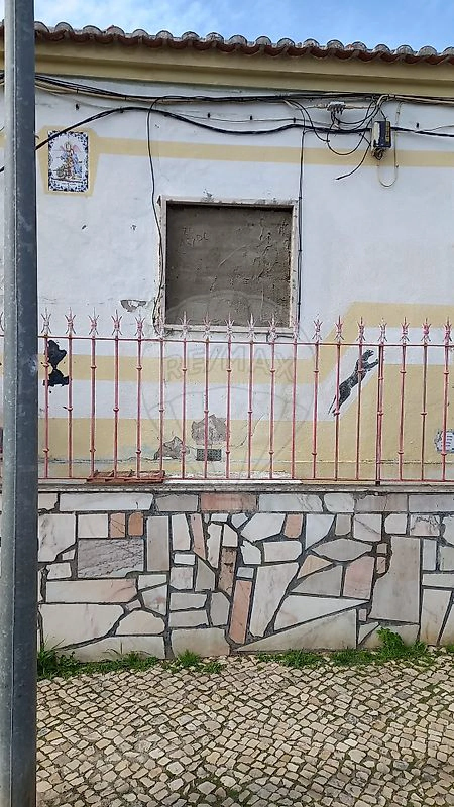 Moradia T2 para Venda em Campolide Foto 4