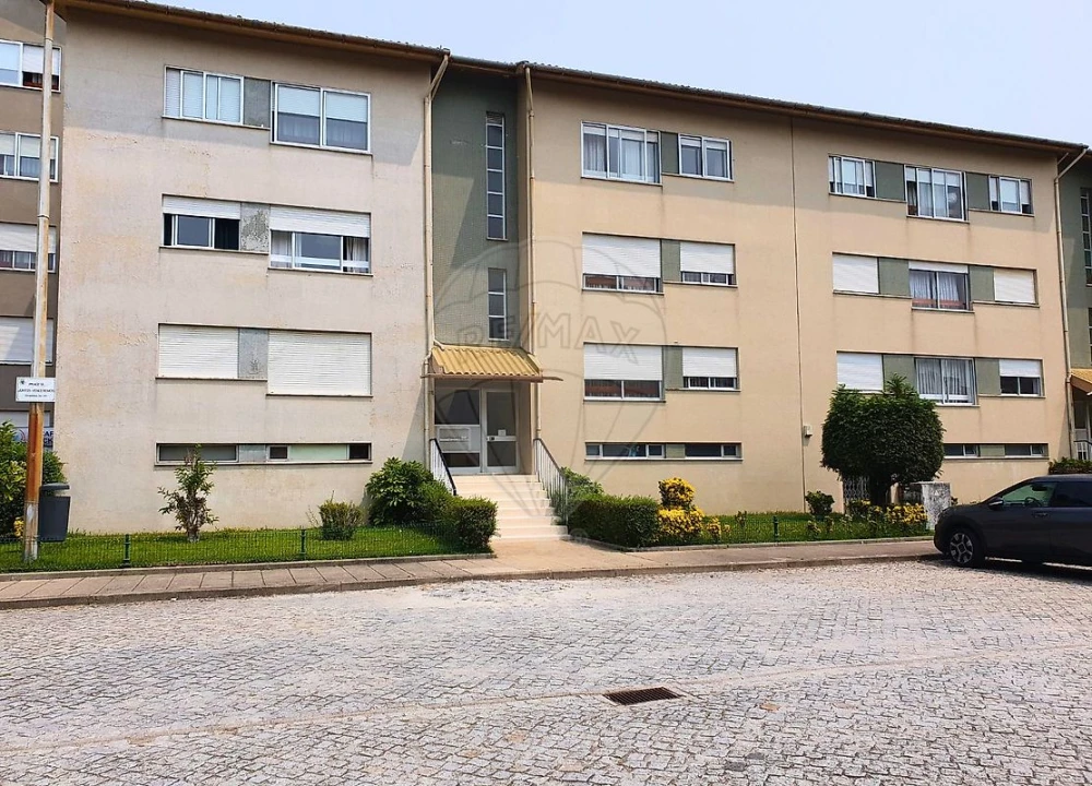 Apartamento T3 para Venda em São Mamede de Infesta e Senhora da Hora Foto 1