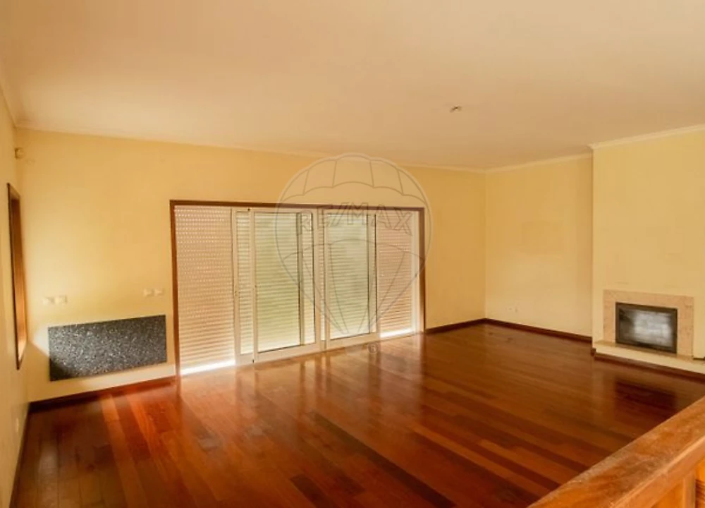 Moradia T4 para Venda em Valongo Foto 3