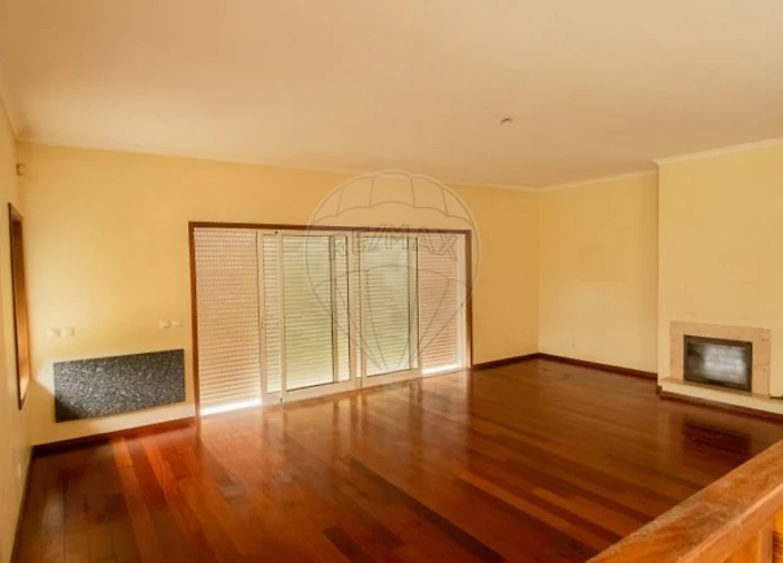 Moradia T4 para Venda em Valongo Foto 3