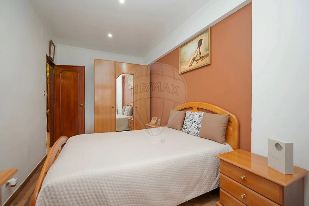 Apartamento T3 para Venda em Santa Iria de Azoia, São João da Talha e Bobadela Foto 11