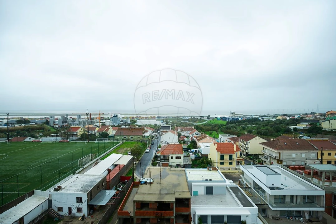 Apartamento T3 para Venda em Santa Iria de Azoia, São João da Talha e Bobadela Foto 15