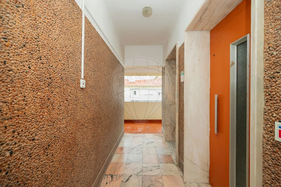 Apartamento T3 para Venda em Santa Iria de Azoia, São João da Talha e Bobadela Foto 19