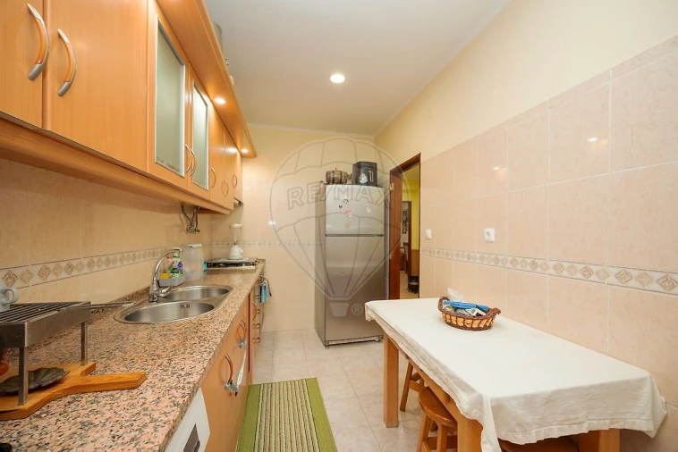 Apartamento T3 para Venda em Santa Iria de Azoia, São João da Talha e Bobadela Foto 16