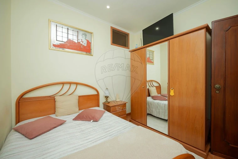 Apartamento T3 para Venda em Santa Iria de Azoia, São João da Talha e Bobadela Foto 31