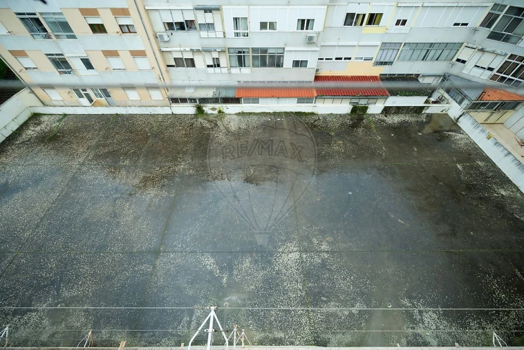 Apartamento T3 para Venda em Santa Iria de Azoia, São João da Talha e Bobadela Foto 21