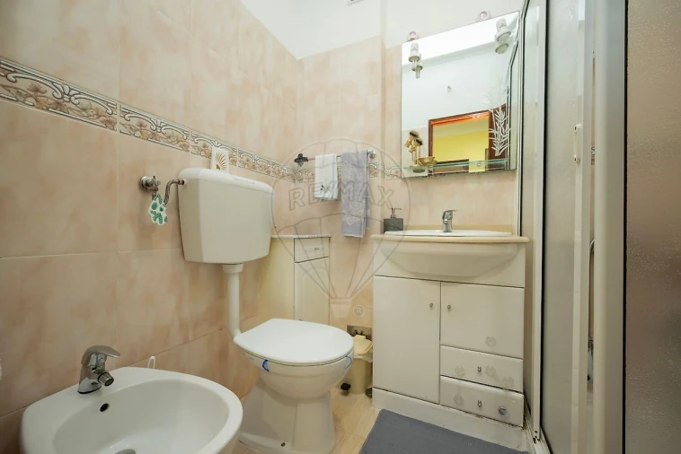 Apartamento T3 para Venda em Santa Iria de Azoia, São João da Talha e Bobadela Foto 13