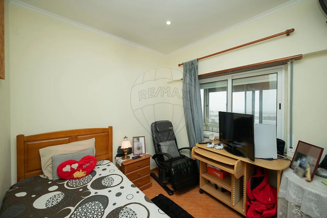 Apartamento T3 para Venda em Santa Iria de Azoia, São João da Talha e Bobadela Foto 7