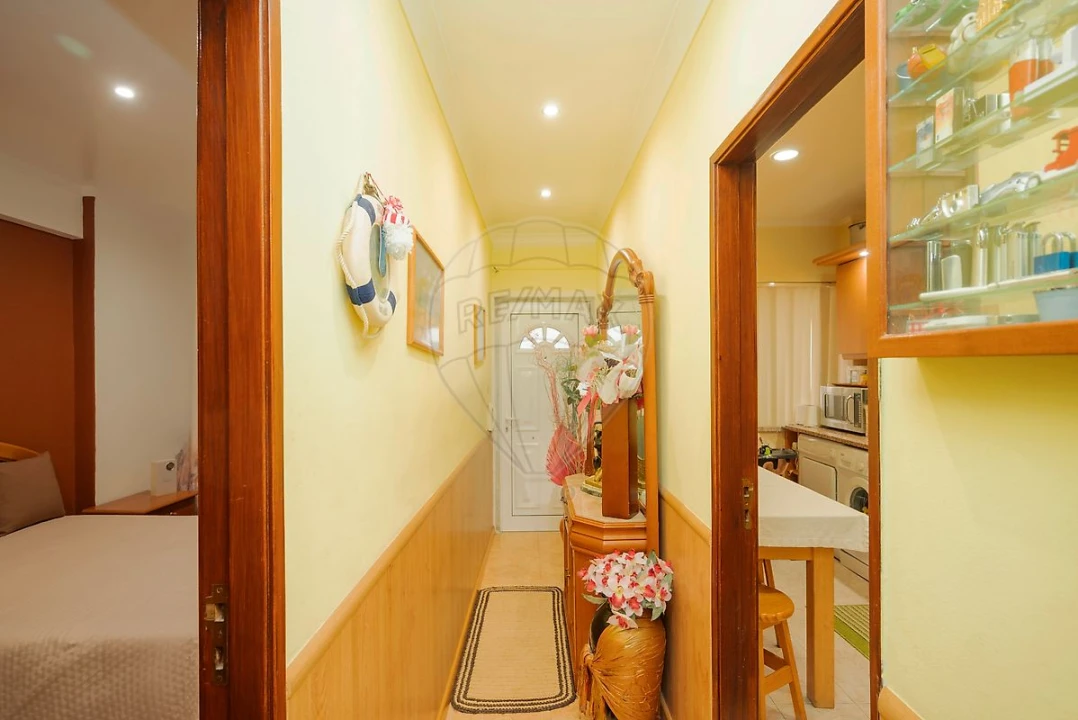 Apartamento T3 para Venda em Santa Iria de Azoia, São João da Talha e Bobadela Foto 28